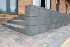 STEP BLOCK BLACK