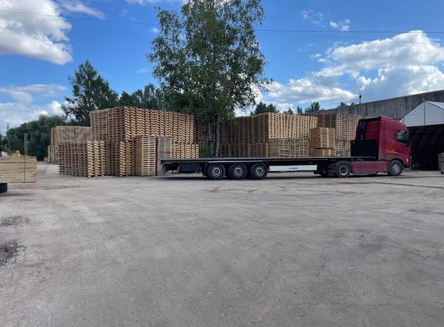 Brikers palešu pieņemšana Salaspilī