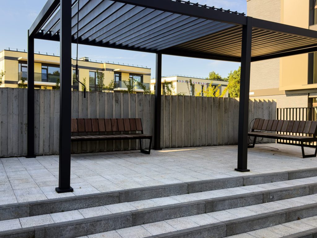 Dekor urban modern black pearl and Dekor urban modern white marble + Polo white marble and kerbstone 8 grey